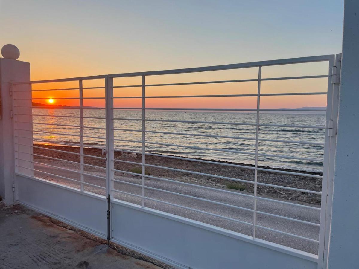 Kiko, The Coastline House Βίλα Κάτω Αχαΐα Εξωτερικό φωτογραφία