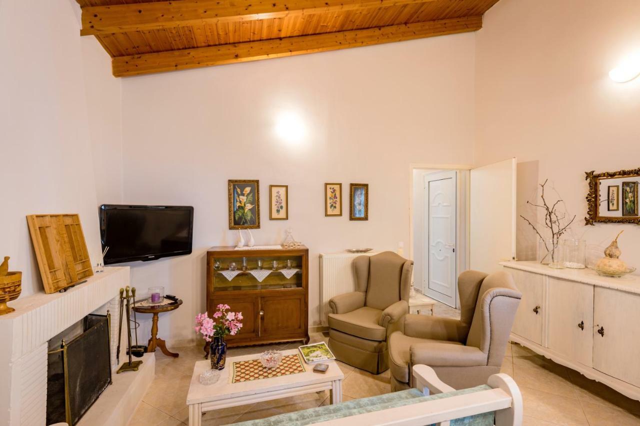 Kiko, The Coastline House Βίλα Κάτω Αχαΐα Εξωτερικό φωτογραφία